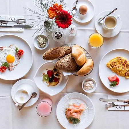 Lohningerhof Hotel 4*